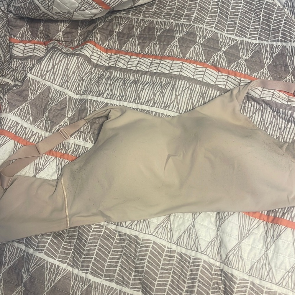 Used lululemon bra 38G